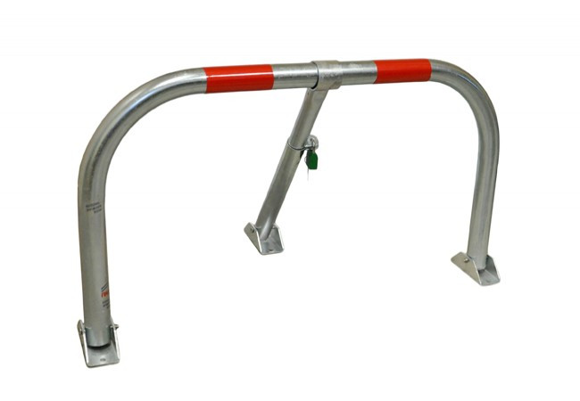 Široka preklopna parking barijera na lokot Model BS parkmax