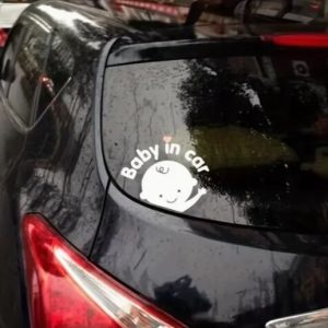 naljepnica za auto beba u autu 2